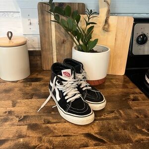 Vans high top size 3.5 skate shoe unisex